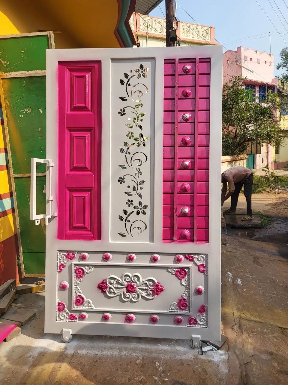 dewanjee pravesh dwar image 9