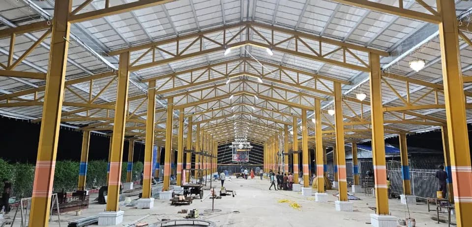 Large steel roofing structure